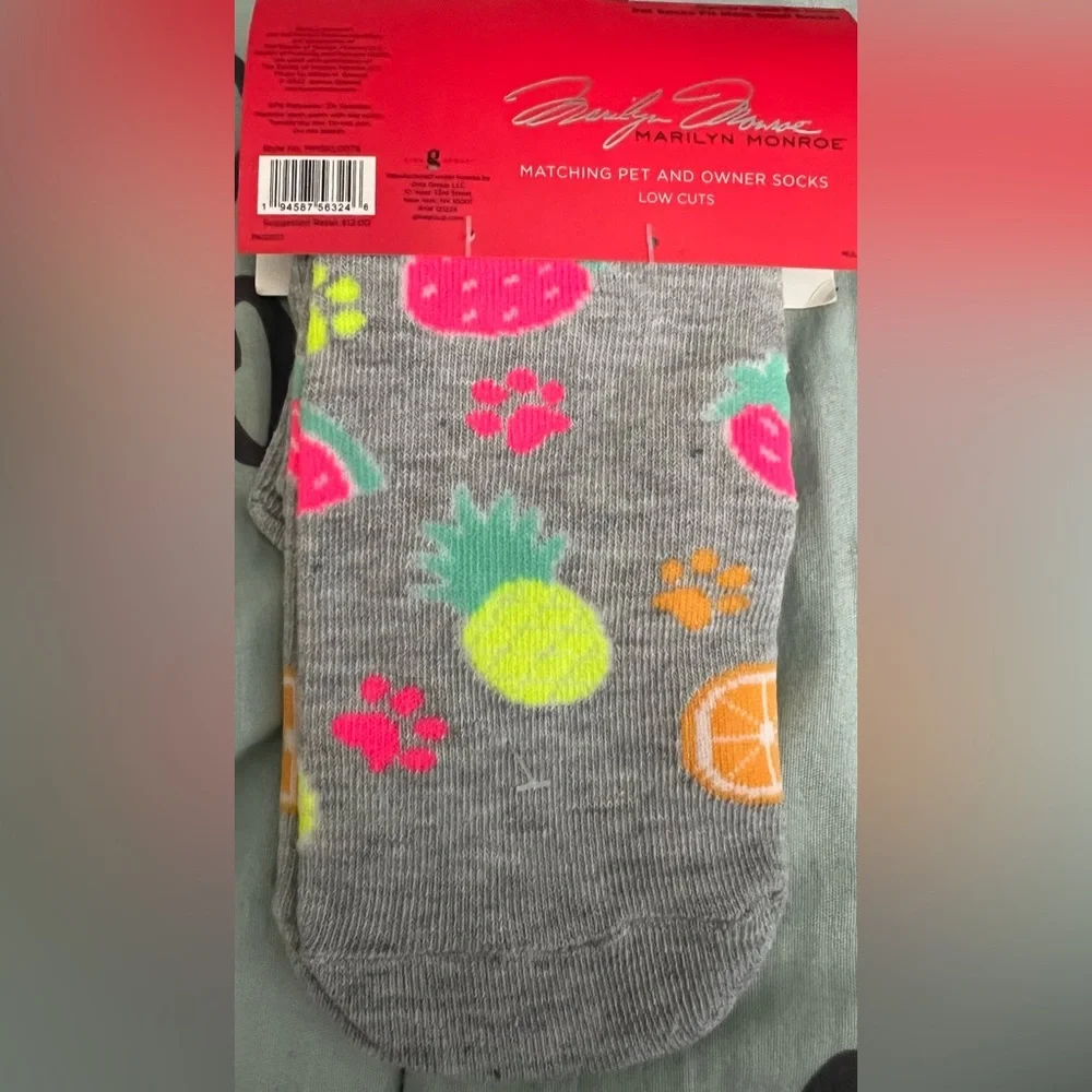 NWT Marilyn Monroe Matching Pet & Owner Socks